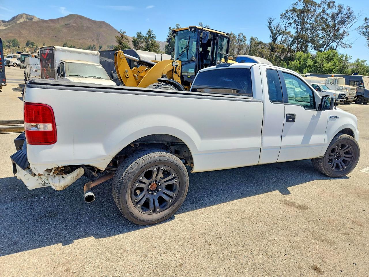 2006 Ford F150 White vin: 1FTRF12W96NB48835