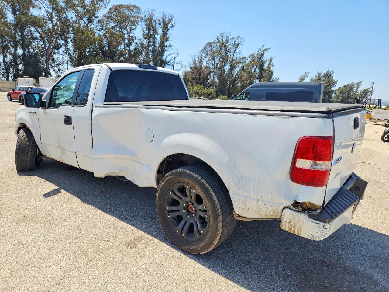 2006 Ford F150 White vin: 1FTRF12W96NB48835