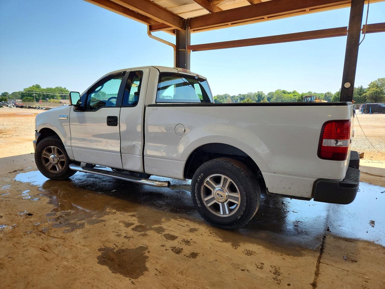 2007 Ford F150 White vin: 1FTRF12W97KA63545