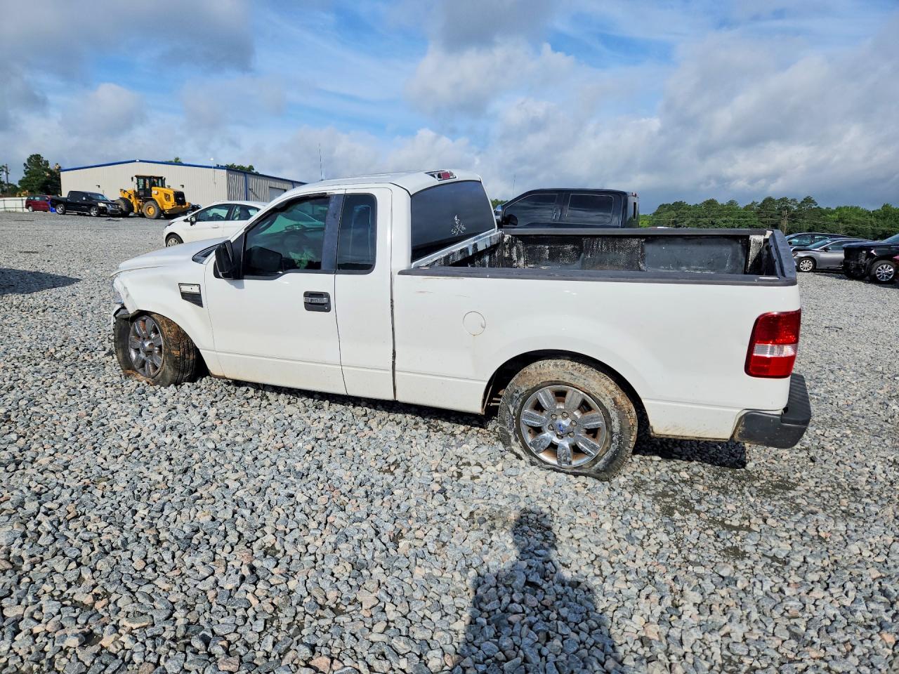 2007 Ford F150 White vin: 1FTRF12W97KB41354
