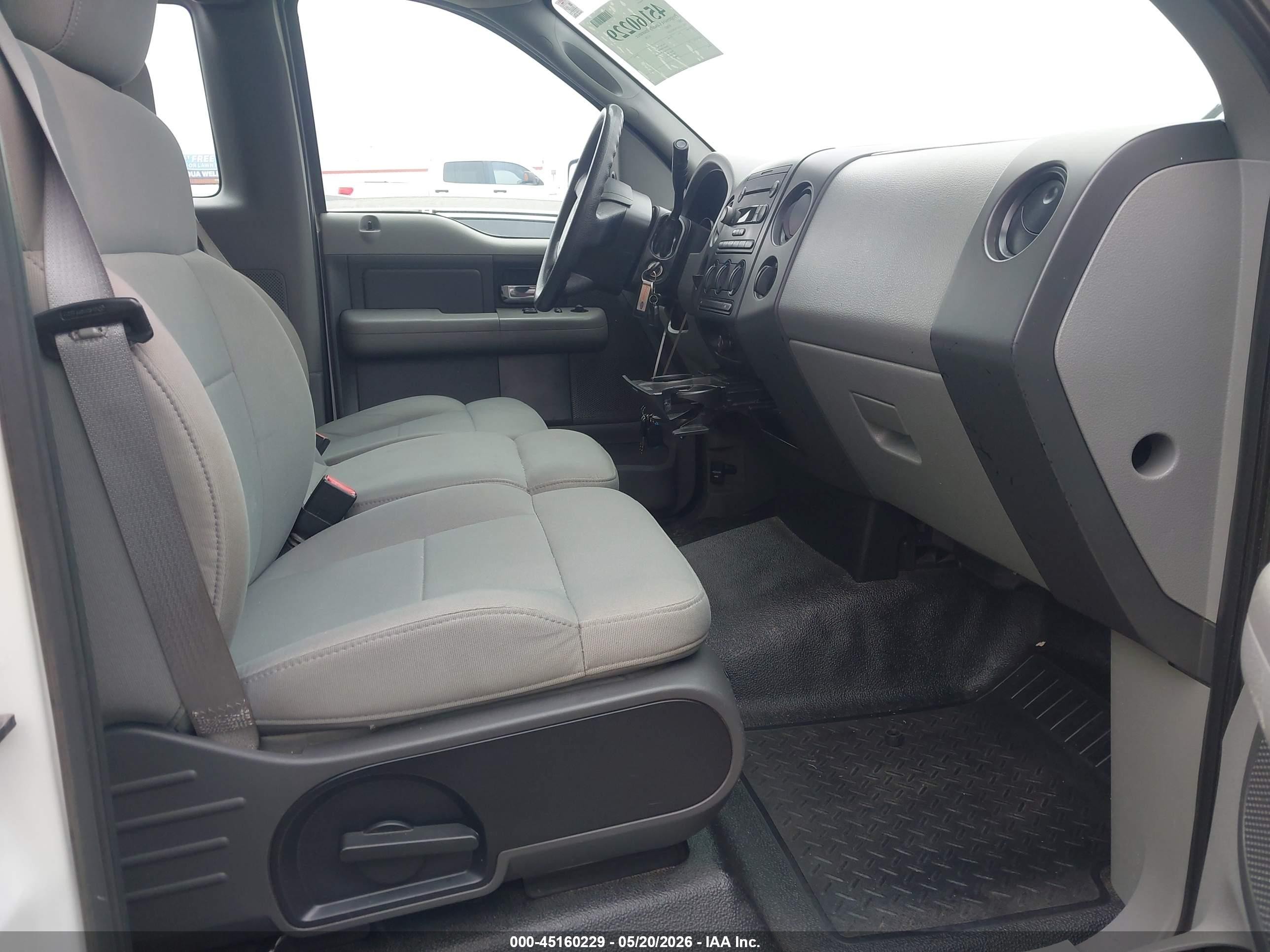 2007 Ford F-150 Stx/xl/xlt White vin: 1FTRF12W97KD12815