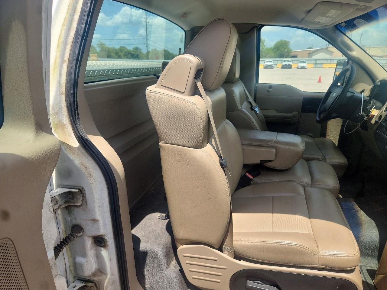 2007 Ford F150 Белый vin: 1FTRF12W97NA77377