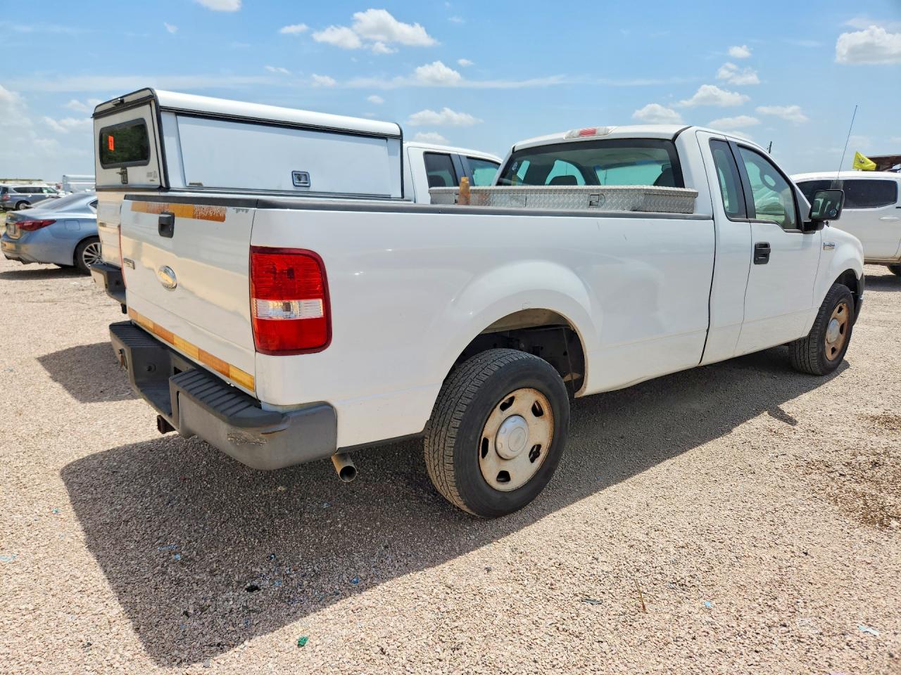 2007 Ford F150 Белый vin: 1FTRF12W97NA77377