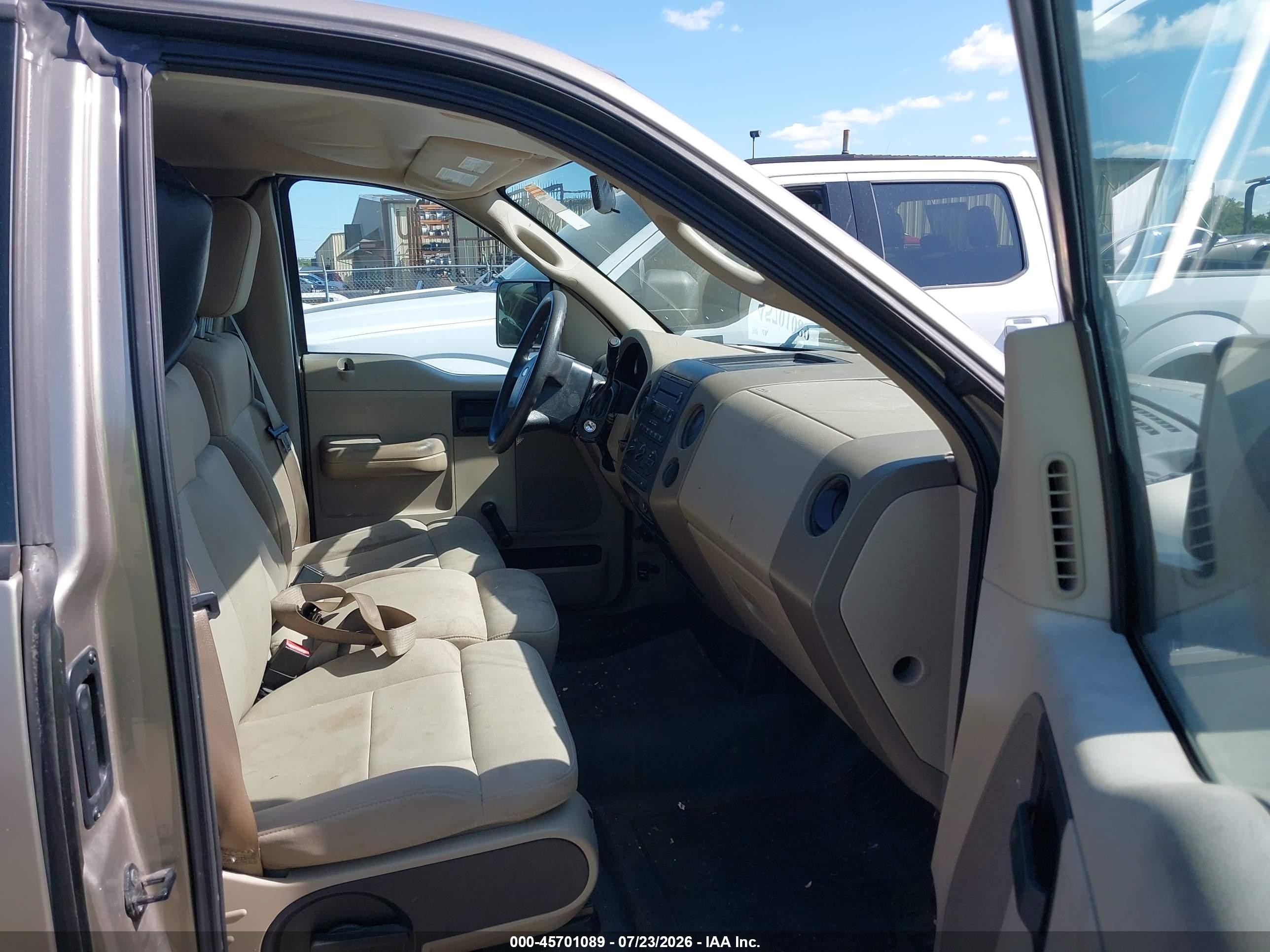 2004 Ford F-150 Stx/xl/xlt Champagne vin: 1FTRF12WX4NC66373