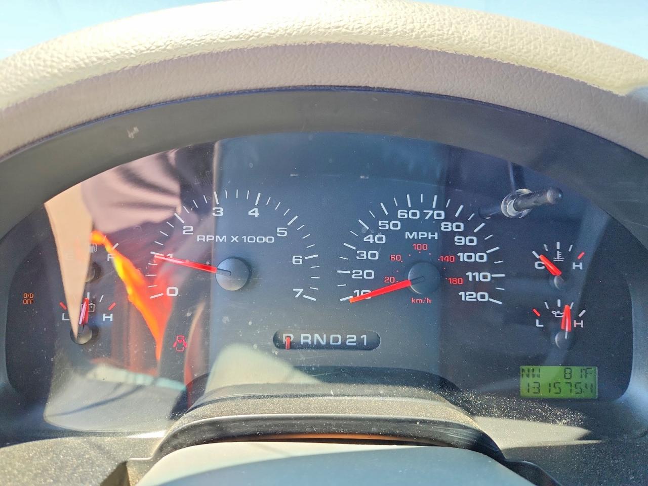 2005 Ford F150 Gray vin: 1FTRF12WX5NB07001