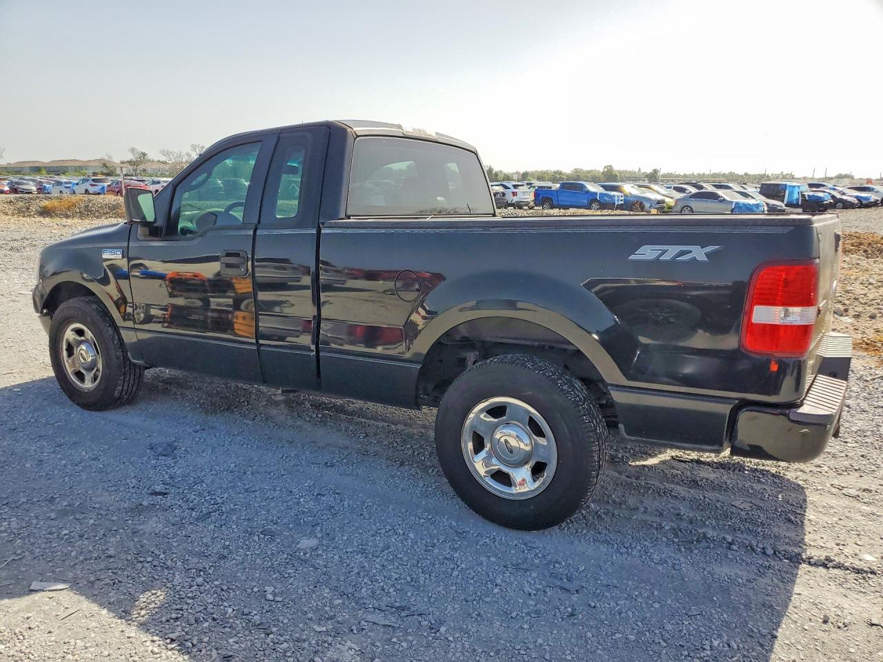 2005 Ford F150 Black vin: 1FTRF12WX5NB07743