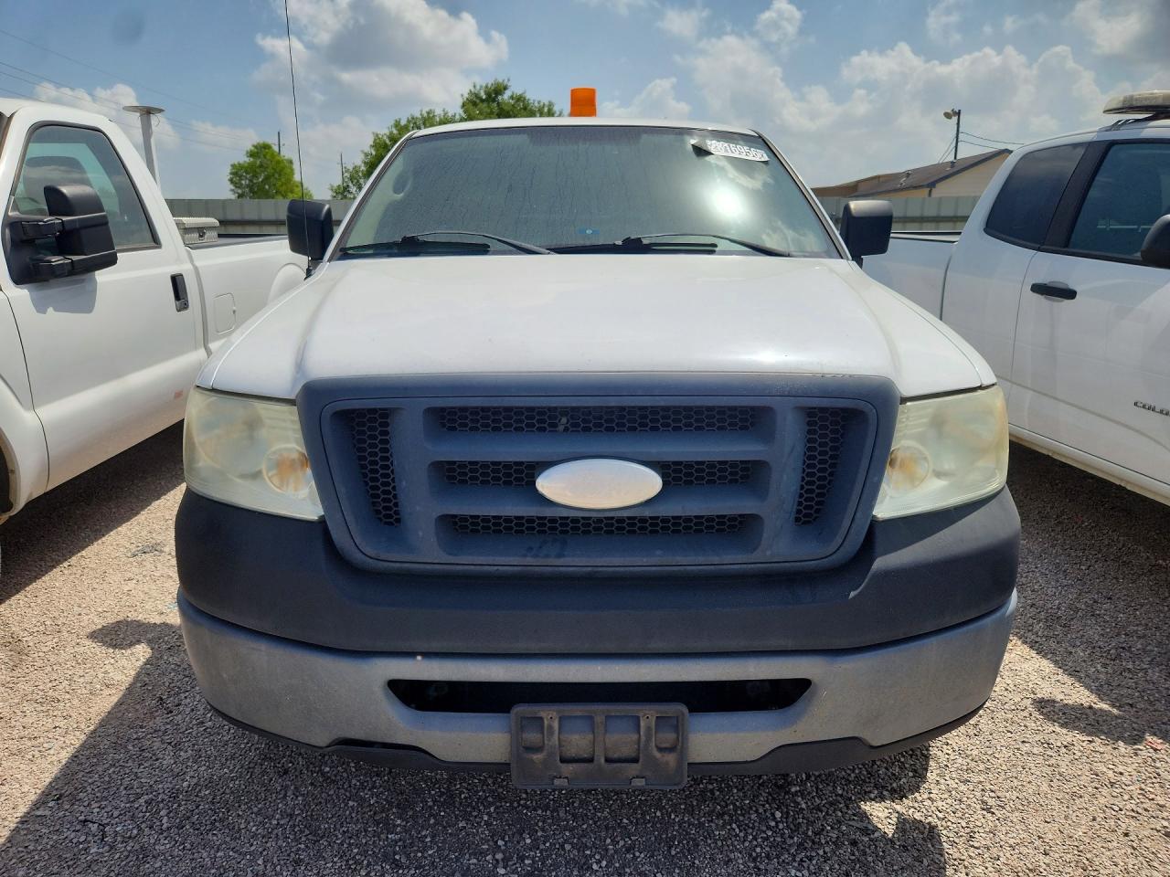 2007 Ford F150 White vin: 1FTRF12WX7KC18135
