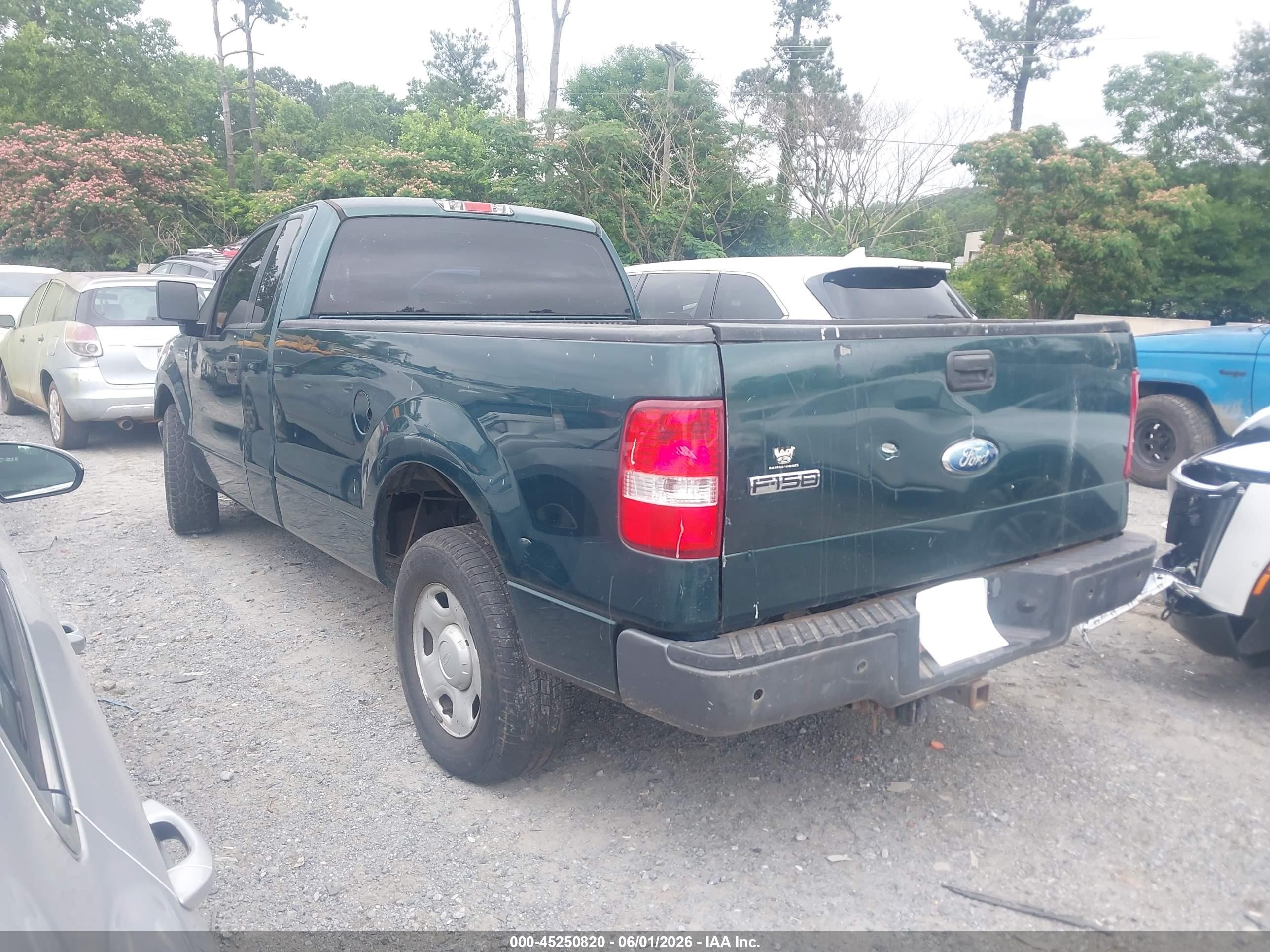 2008 Ford F-150 Xl Green vin: 1FTRF12WX8KE23858
