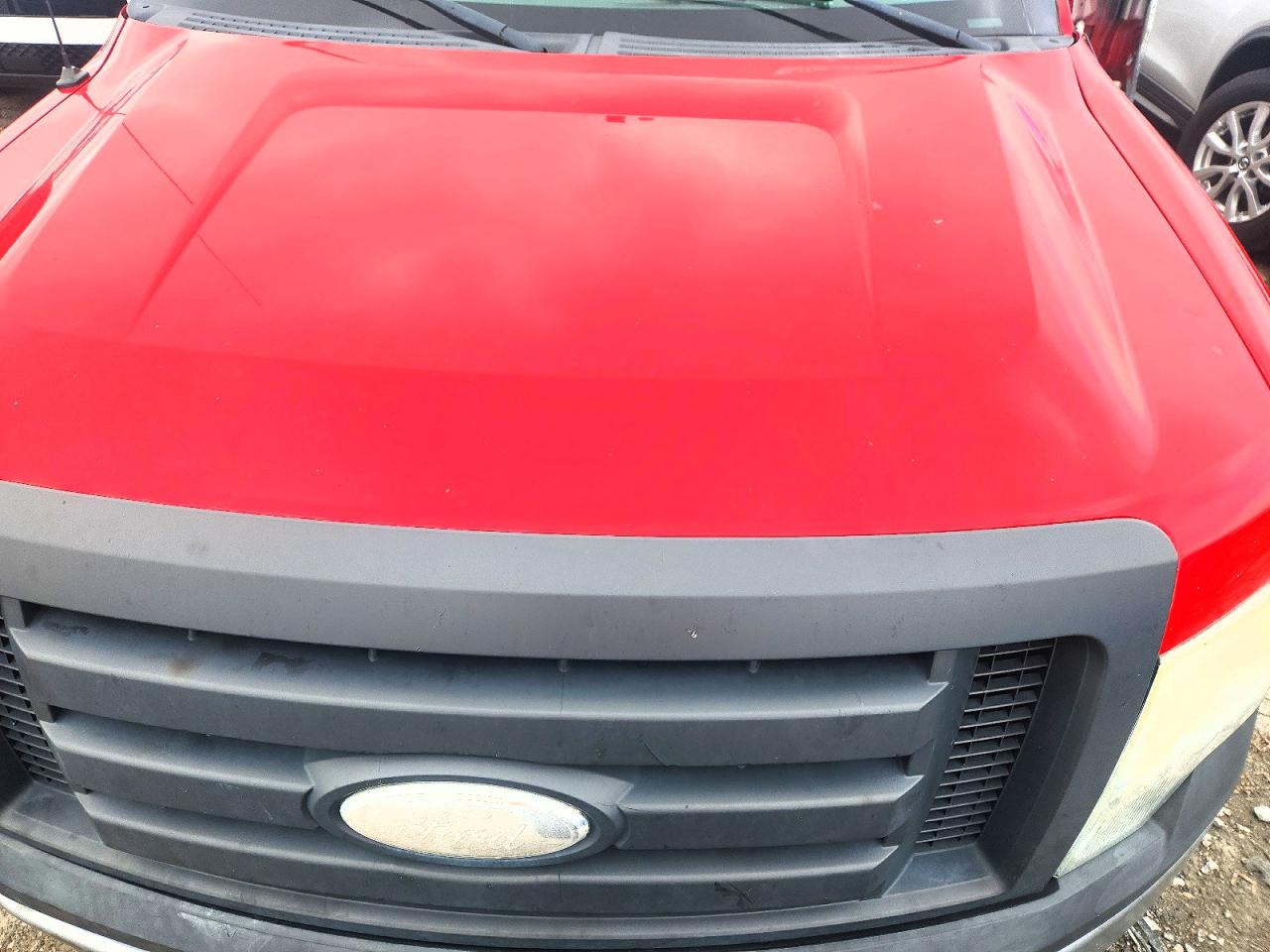 2009 Ford F150 Red vin: 1FTRF12WX9KB99668