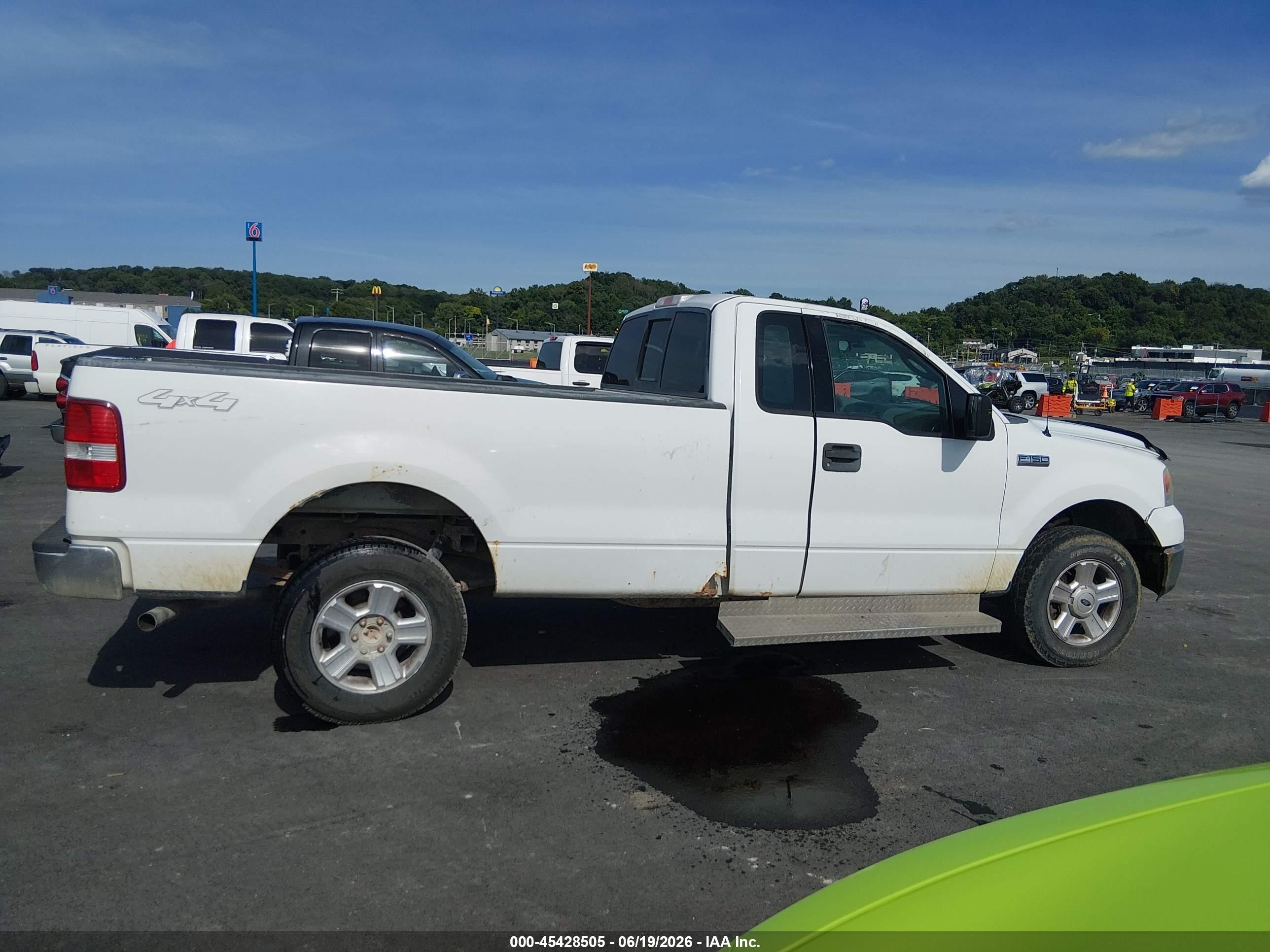 2004 Ford F-150 Fx4/xl/xlt White vin: 1FTRF14514NA86560