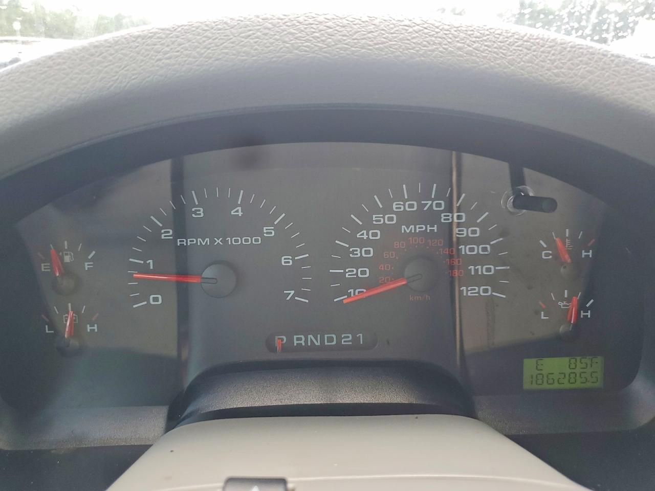 2005 Ford F150 Black vin: 1FTRF14555NB63769