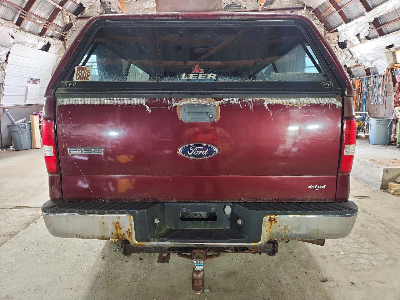 2006 Ford F150 Maroon vin: 1FTRF14586NB09402