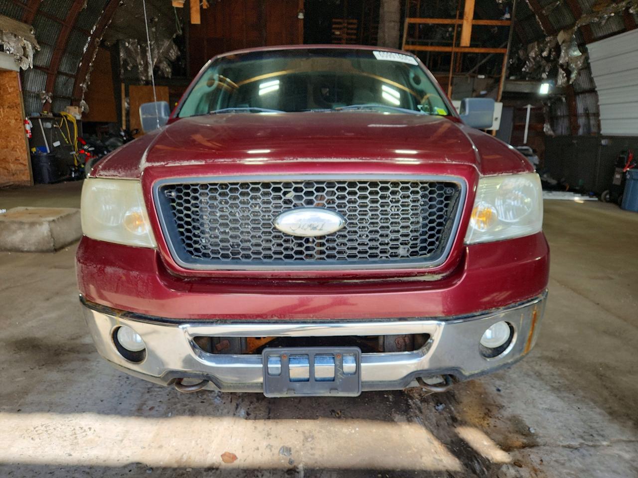 2006 Ford F150 Maroon vin: 1FTRF14586NB09402