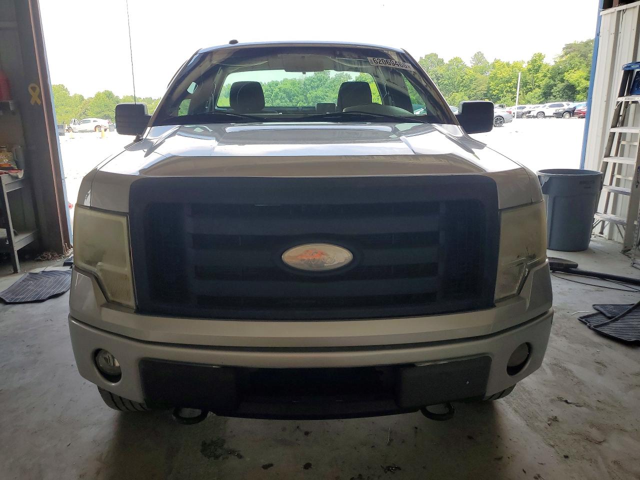 2009 Ford F150 Silver vin: 1FTRF14889KB06029