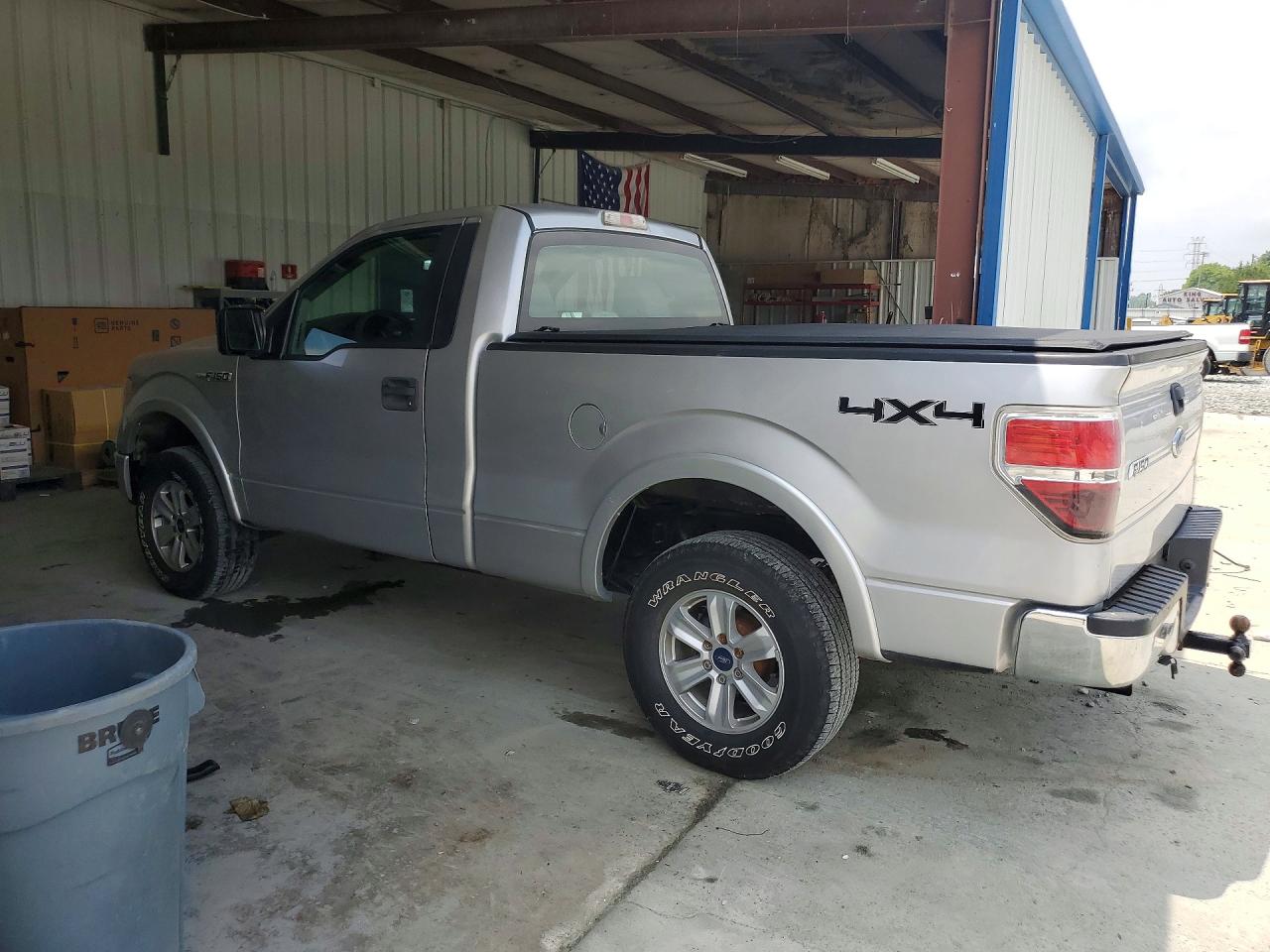 2009 Ford F150 Silver vin: 1FTRF14889KB06029