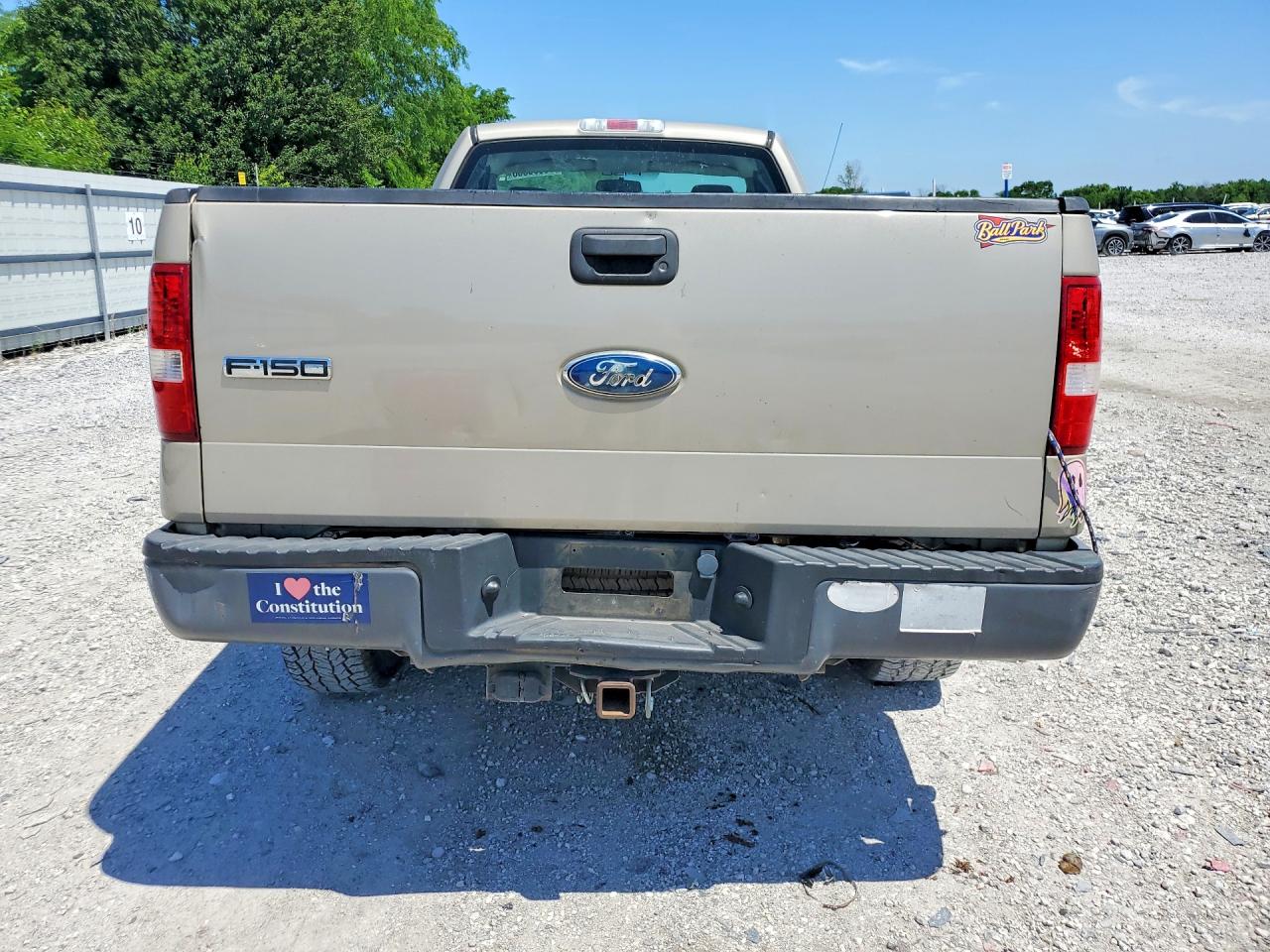 2008 Ford F150 Beige vin: 1FTRF14V18KC28218