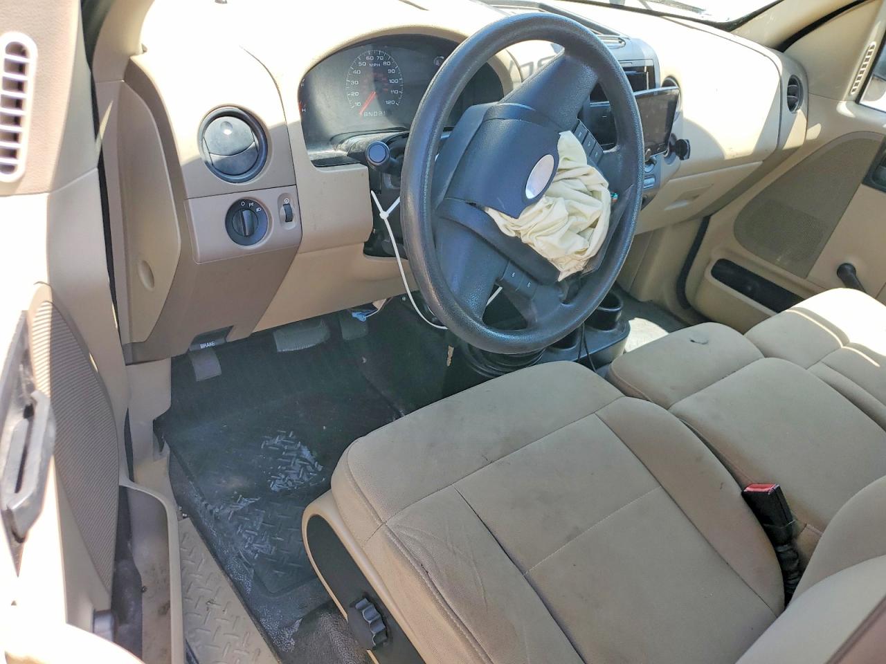 2008 Ford F150 Beige vin: 1FTRF14V18KC28218