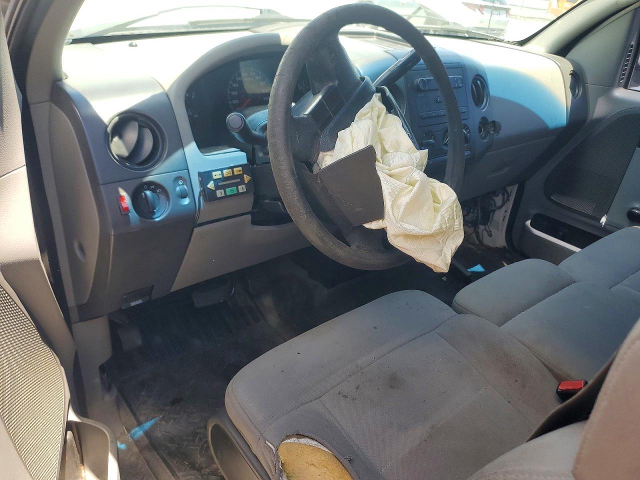 2008 Ford F150 Белый vin: 1FTRF14V78KE24194