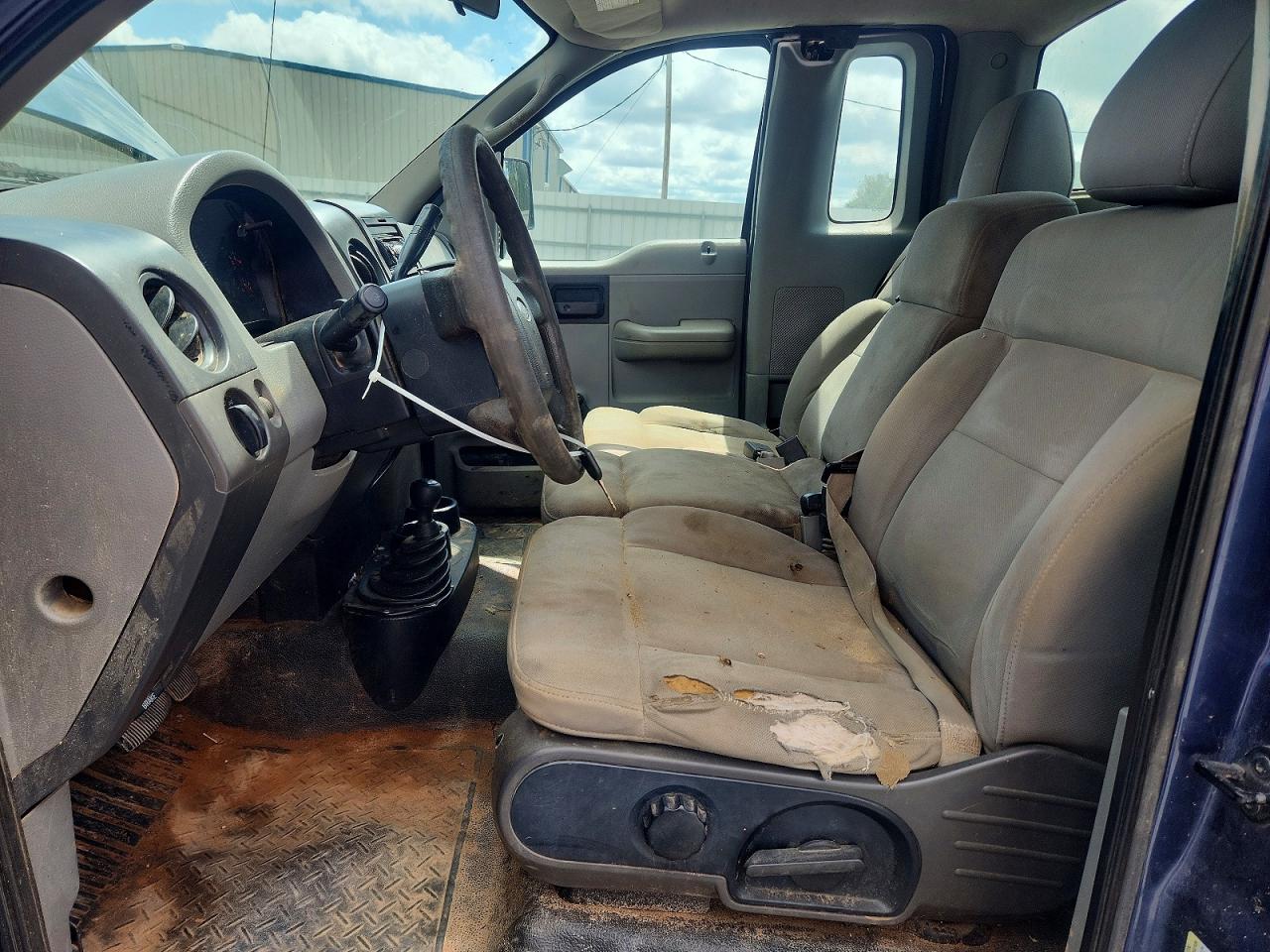 2005 Ford F150 Blue vin: 1FTRF14W05NA21709