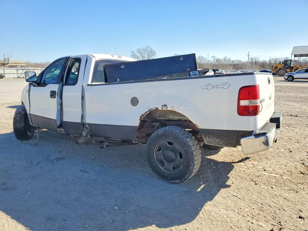 2004 Ford F150 White vin: 1FTRF14W14NB88918