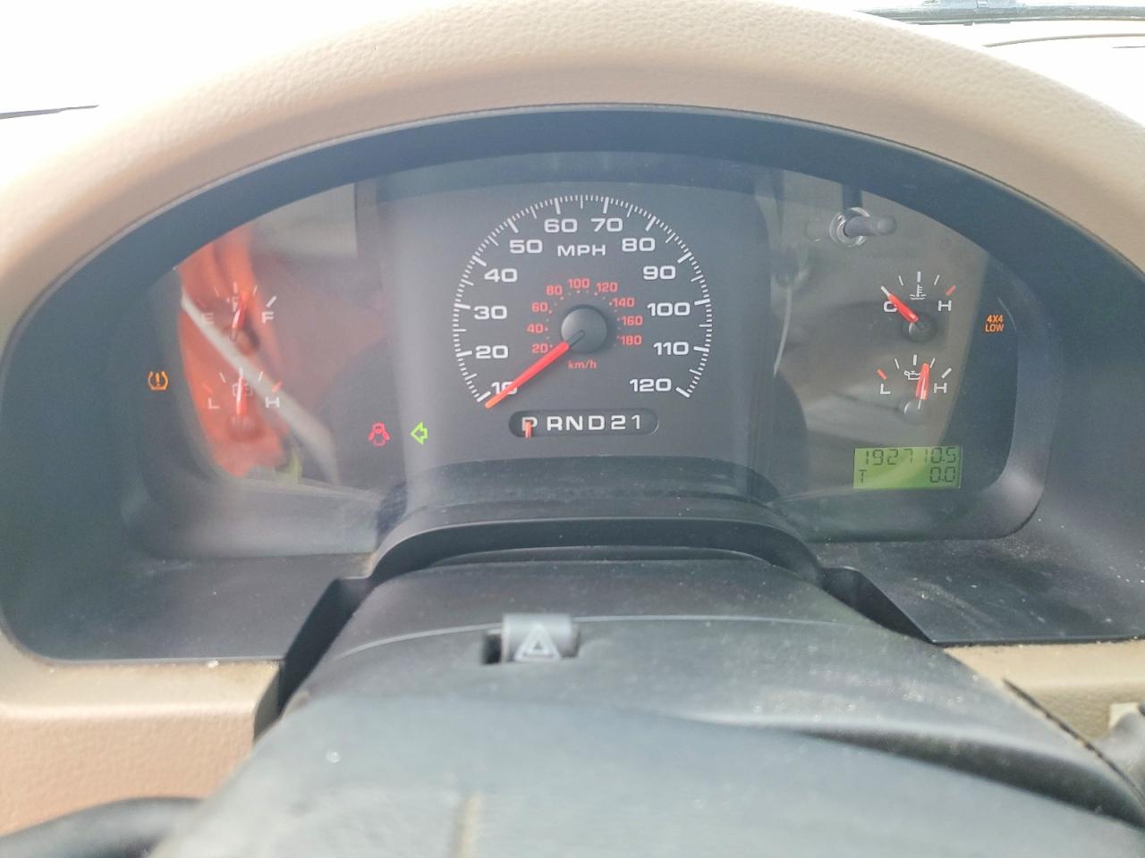 2007 Ford F150 Xl Белый vin: 1FTRF14W37NA86623