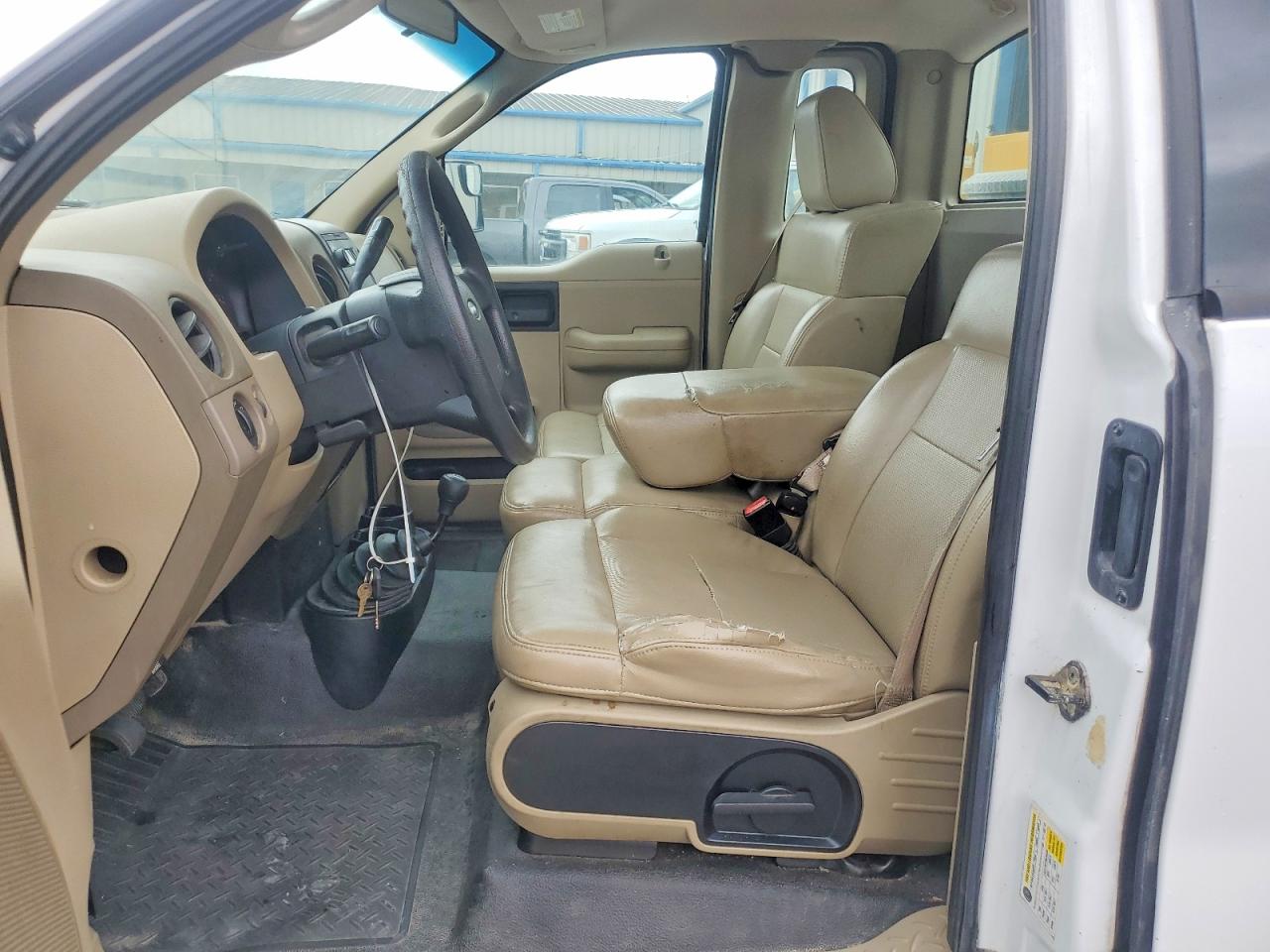 2007 Ford F150 Xl Белый vin: 1FTRF14W37NA86623