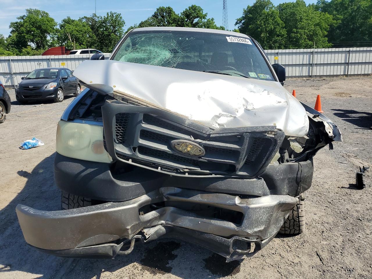 2006 Ford F150 Silver vin: 1FTRF14W46NB49744