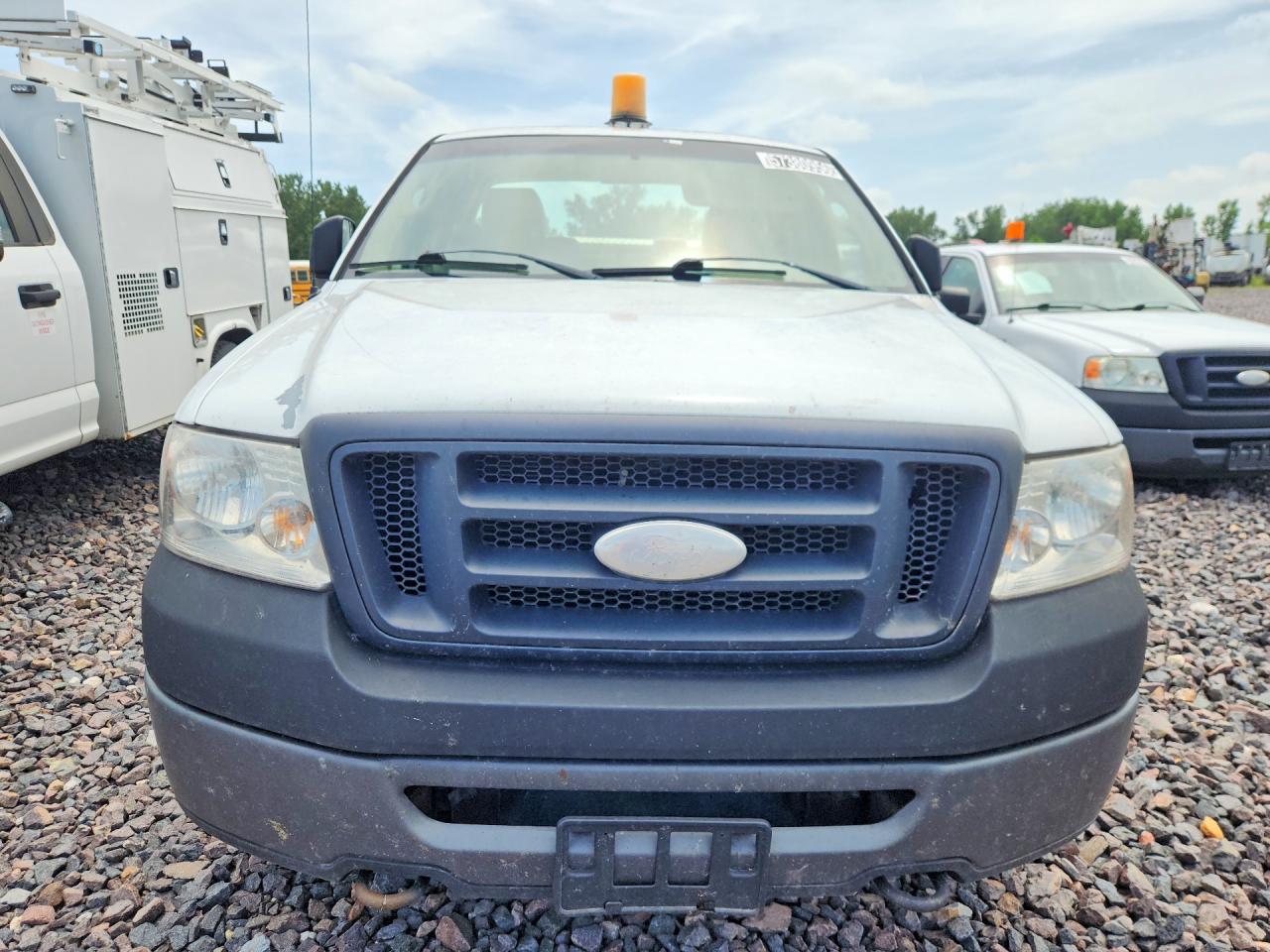 2008 Ford F150 White vin: 1FTRF14W48KE33735