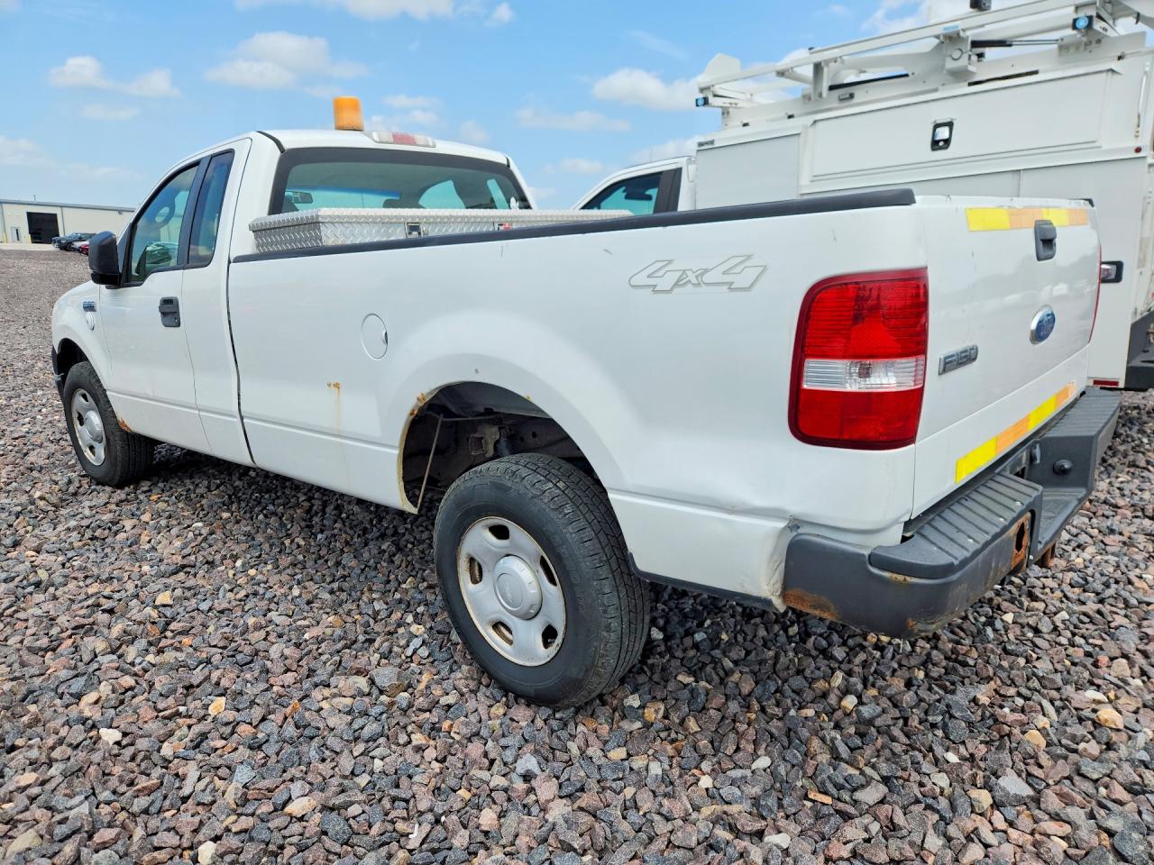 2008 Ford F150 White vin: 1FTRF14W48KE33735
