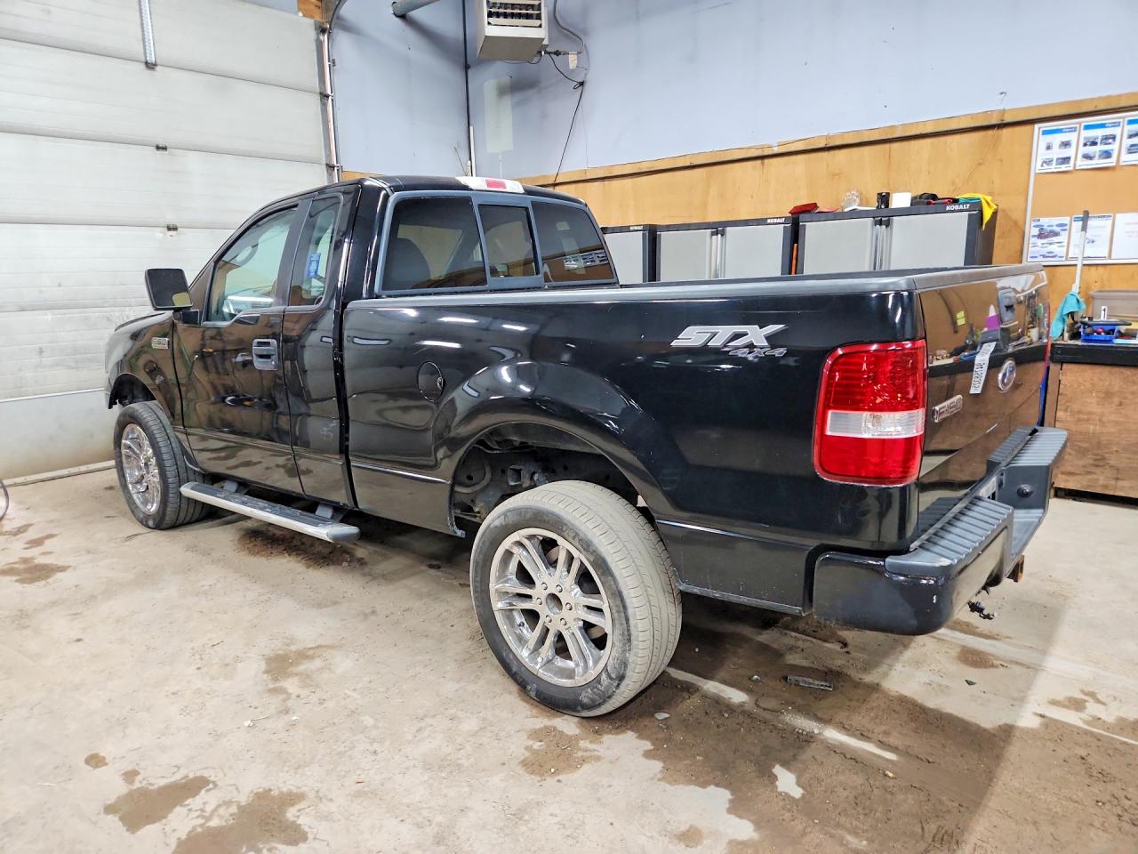 2005 Ford F150 Черный vin: 1FTRF14W85NA59088