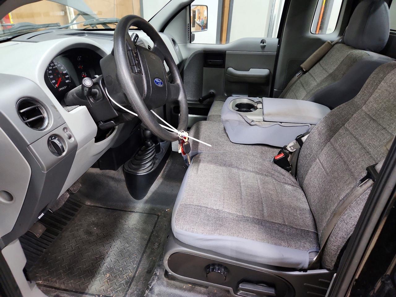 2005 Ford F150 Черный vin: 1FTRF14W85NA59088