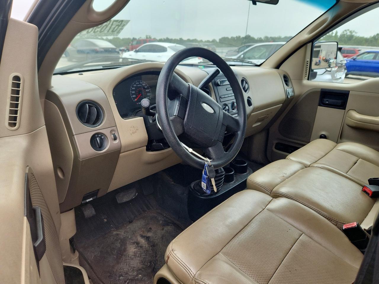 2007 Ford F150 Beige vin: 1FTRF14W87NA83748