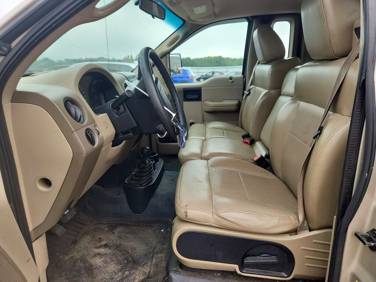 2007 Ford F150 Beige vin: 1FTRF14W87NA83748
