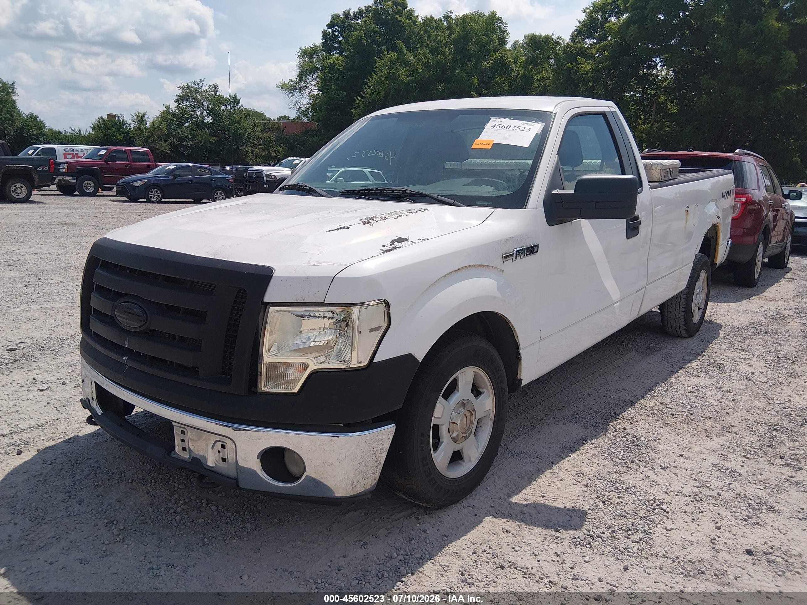 2009 Ford F150   White vin: 1FTRF14W89KA39835