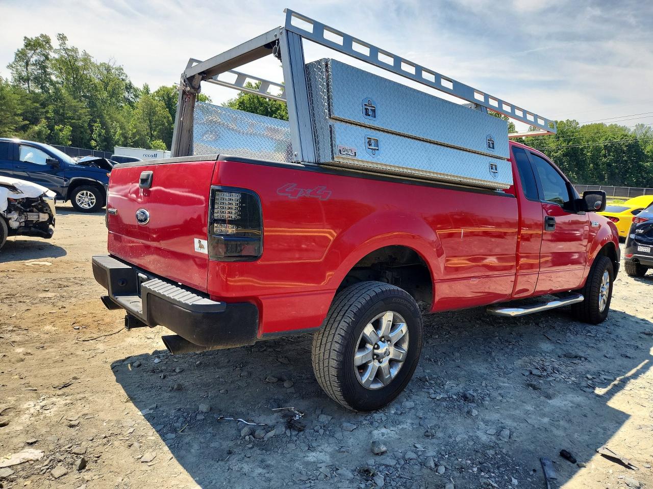 2005 Ford F150 Red vin: 1FTRF14W95NB84598