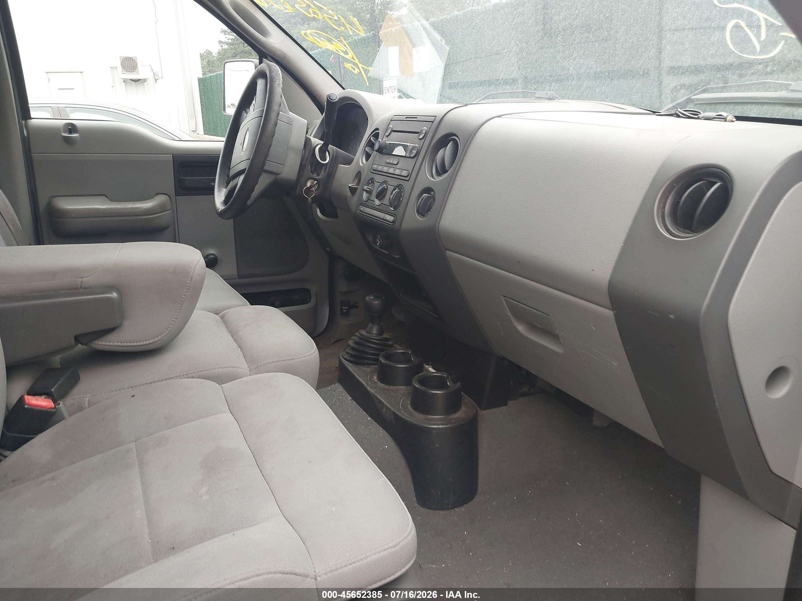 2006 Ford F-150 Stx/xl/xlt White vin: 1FTRF14W96NB20272
