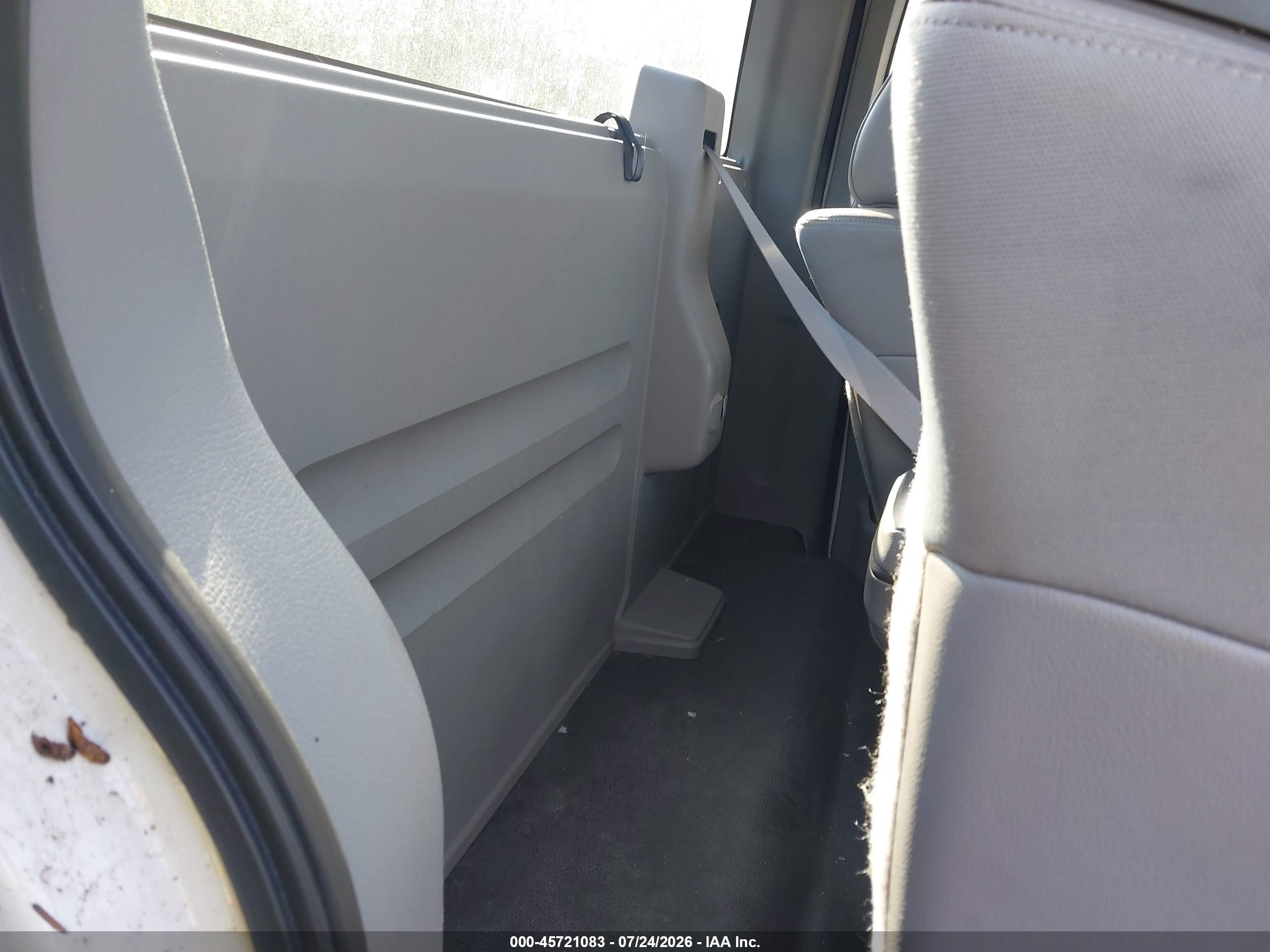 2007 Ford F-150 Stx/xl/xlt White vin: 1FTRF14W97NA38530