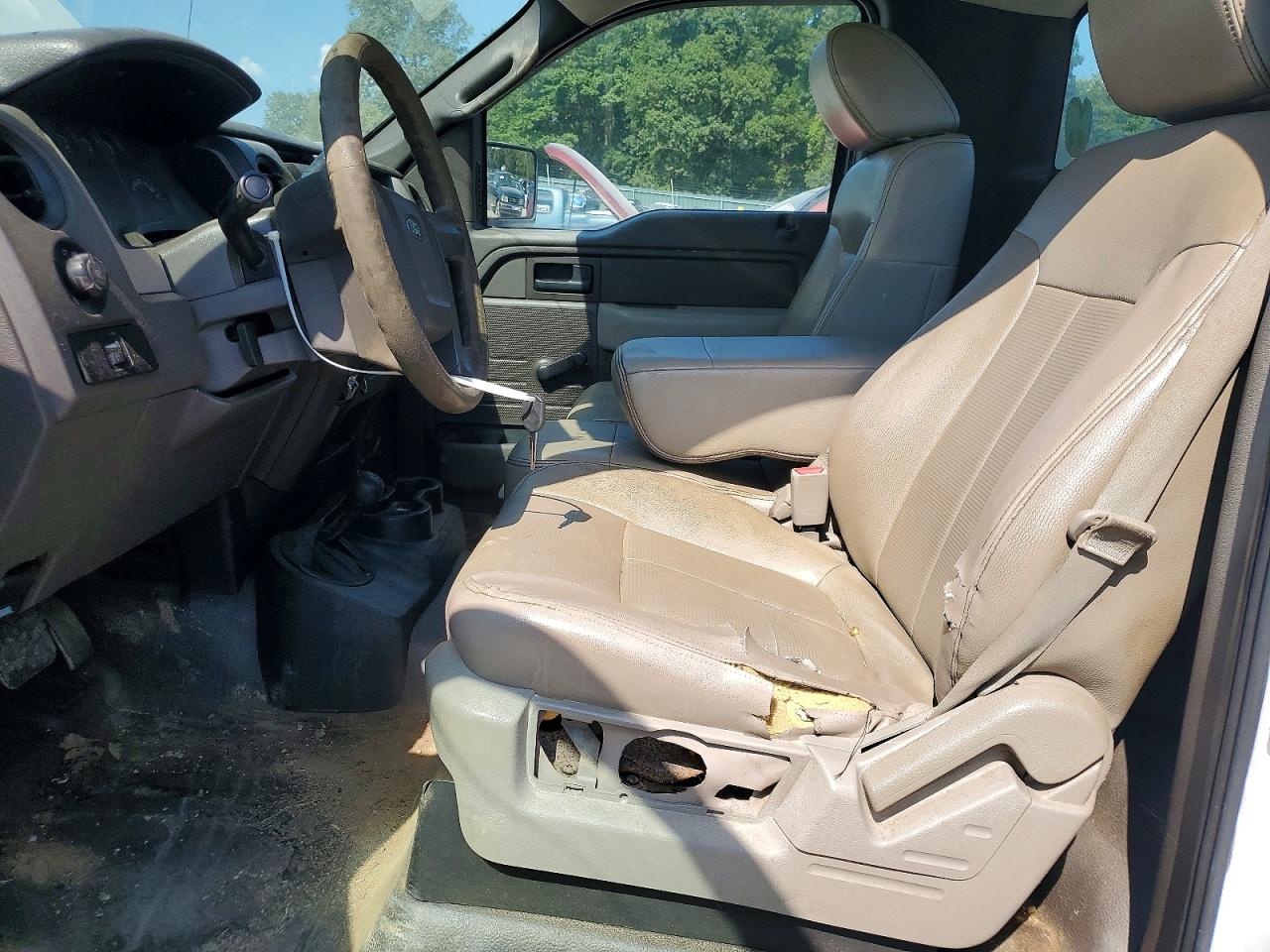 2009 Ford F150 White vin: 1FTRF14W99KC89049