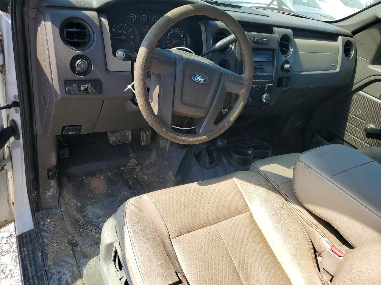 2009 Ford F150 White vin: 1FTRF14W99KC89049