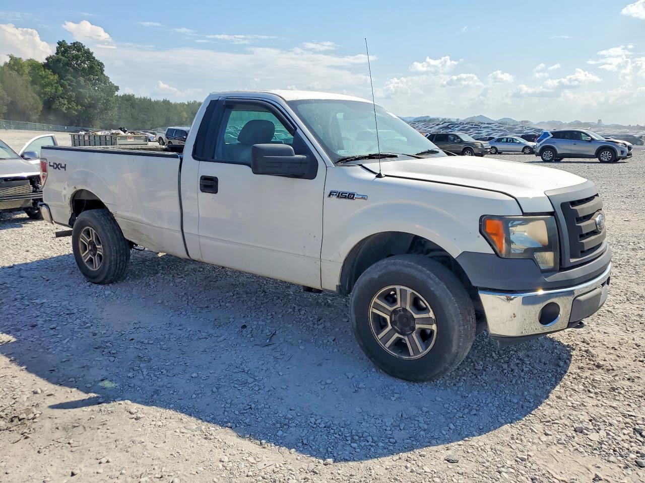 2009 Ford F150 White vin: 1FTRF14W99KC89049