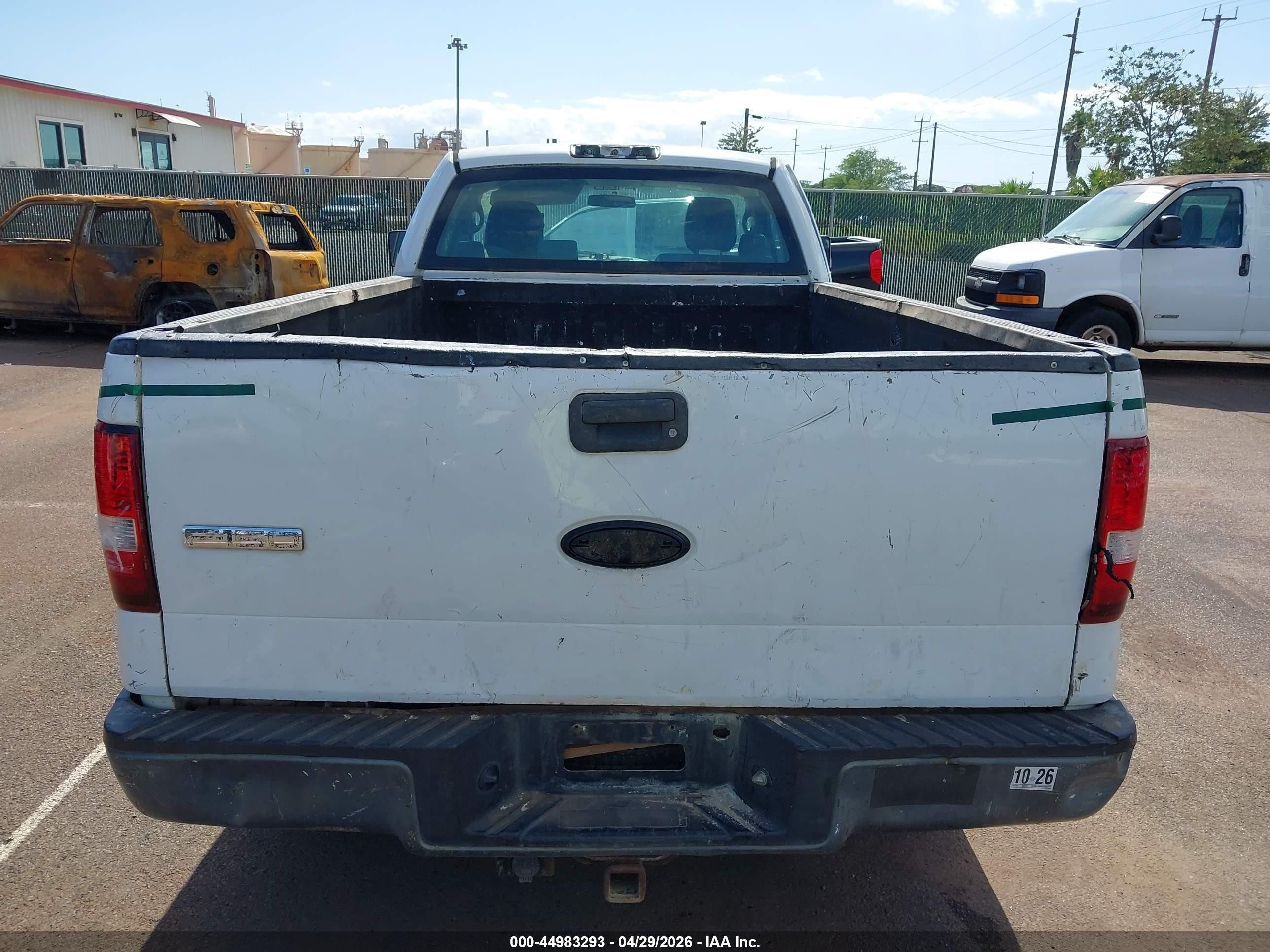 2006 Ford F-150 Stx/xl/xlt White vin: 1FTRF14WX6NB23777