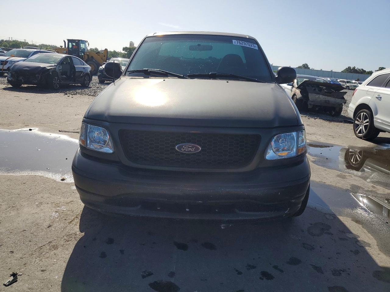 2003 Ford F150 Green vin: 1FTRF17203NA45238