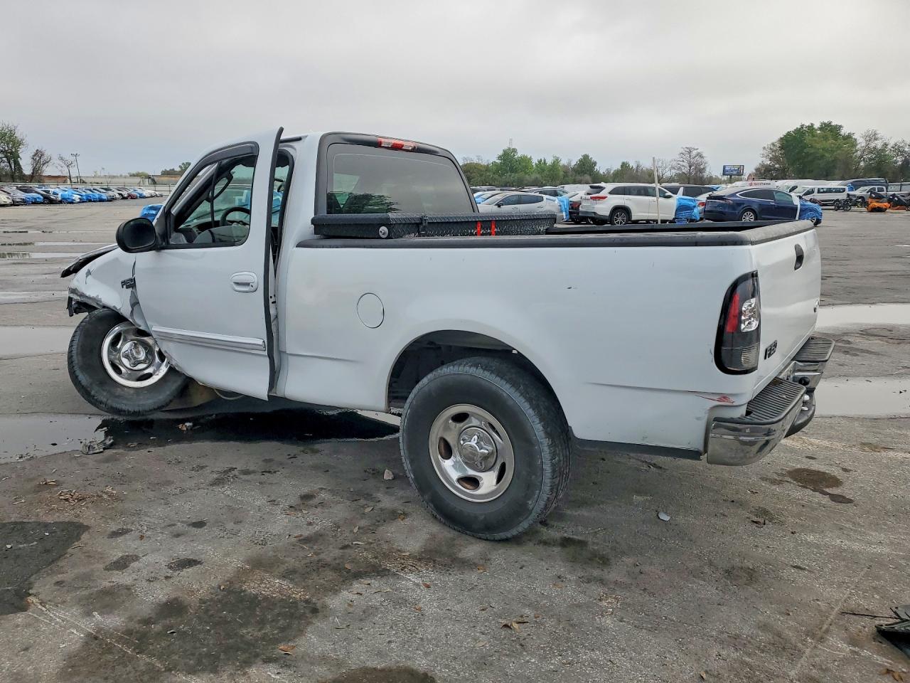 2003 Ford F150 White vin: 1FTRF17203NA81625