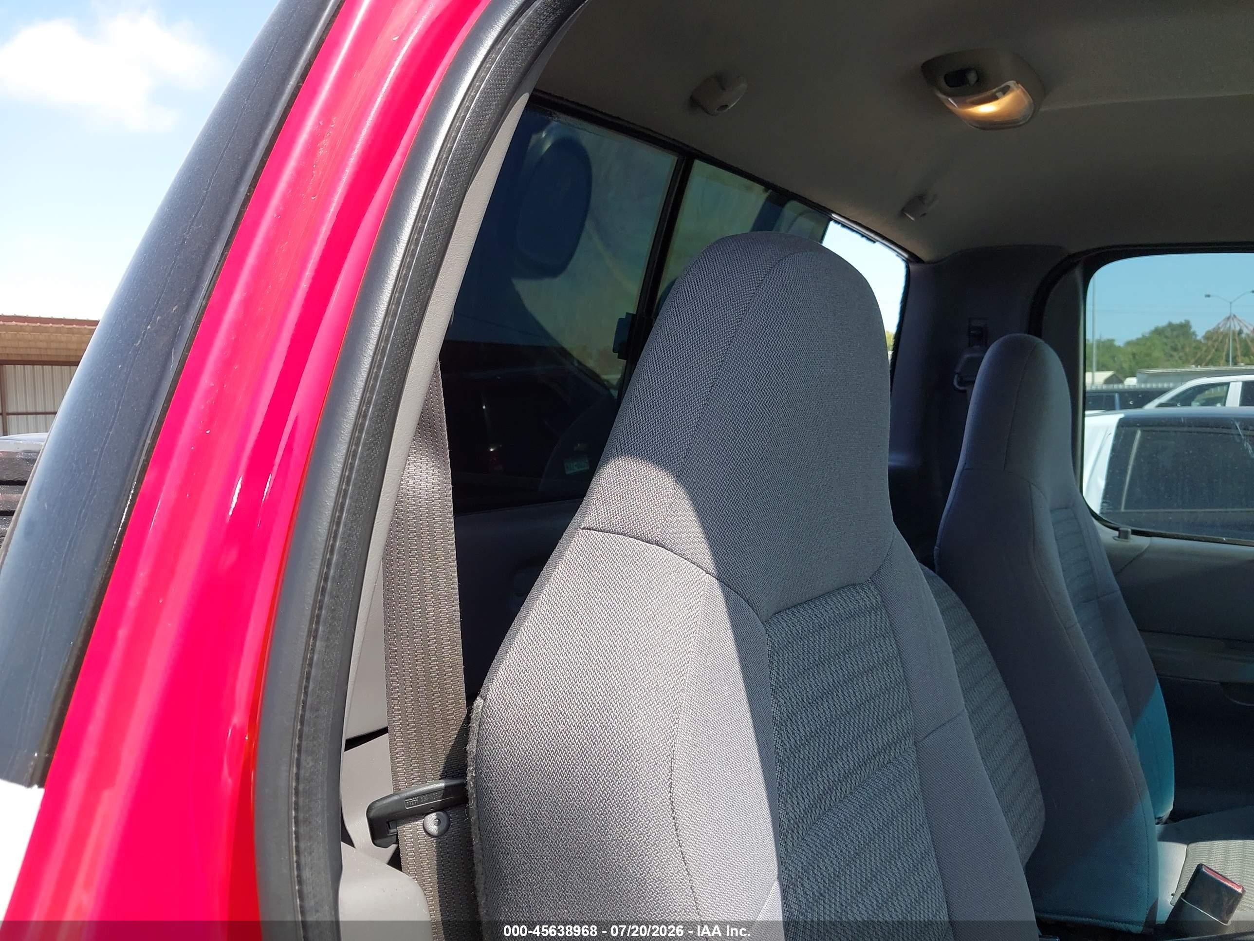2002 Ford F-150 Xl/xlt White vin: 1FTRF17222KB09957