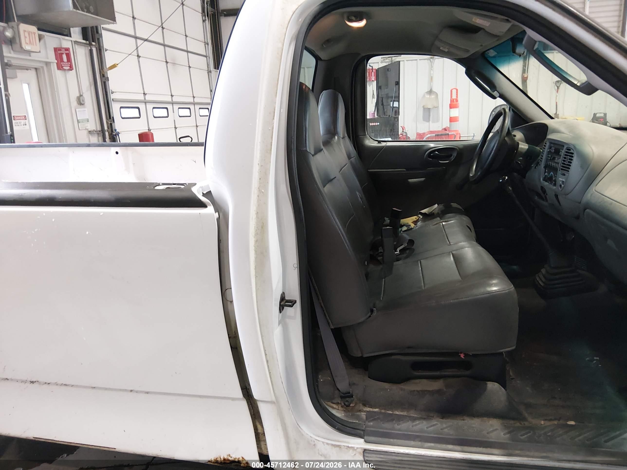 2003 Ford F-150 Xl/xlt White vin: 1FTRF17223NA47086