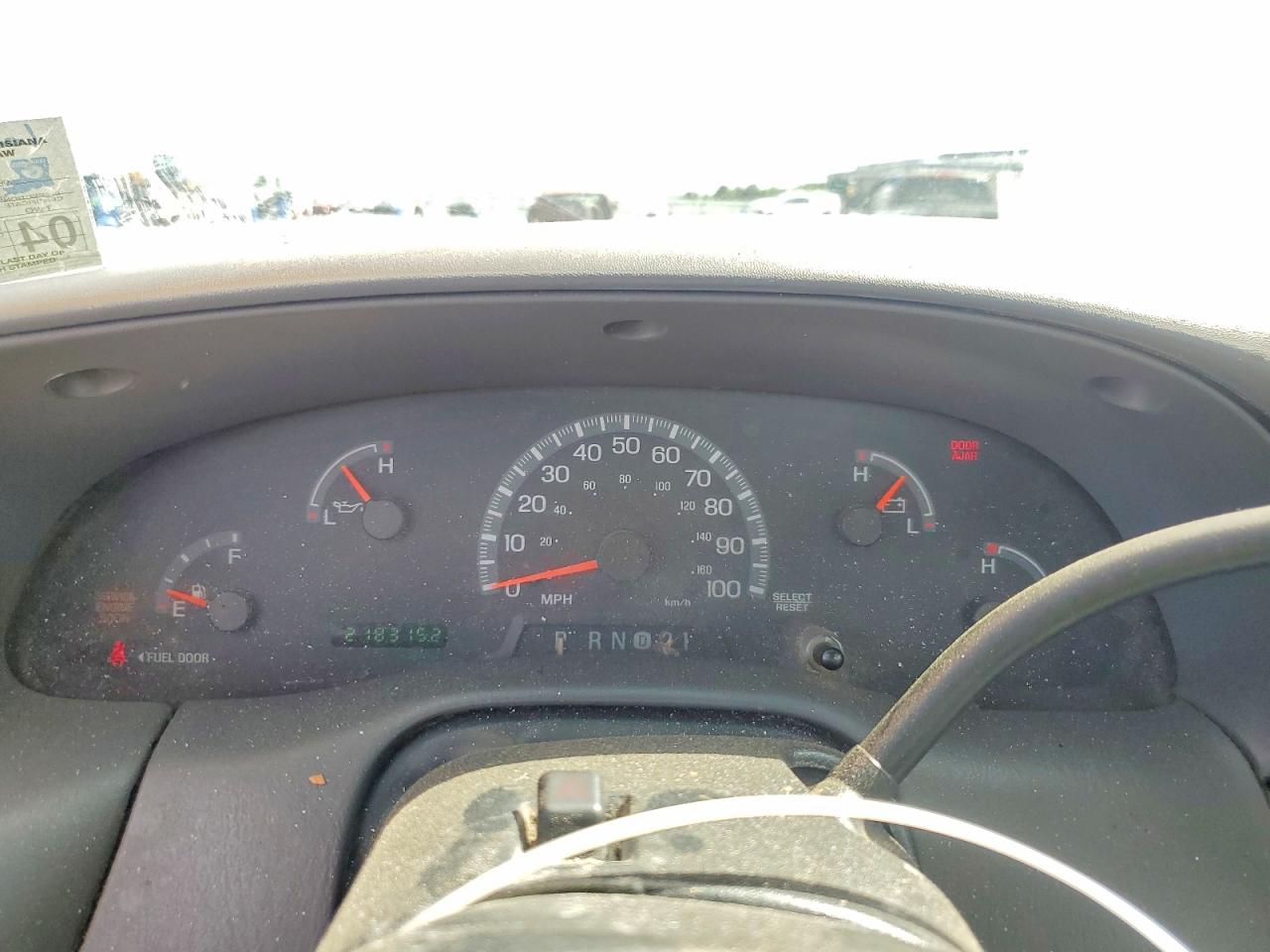 2002 Ford F150 Белый vin: 1FTRF17232KC35096