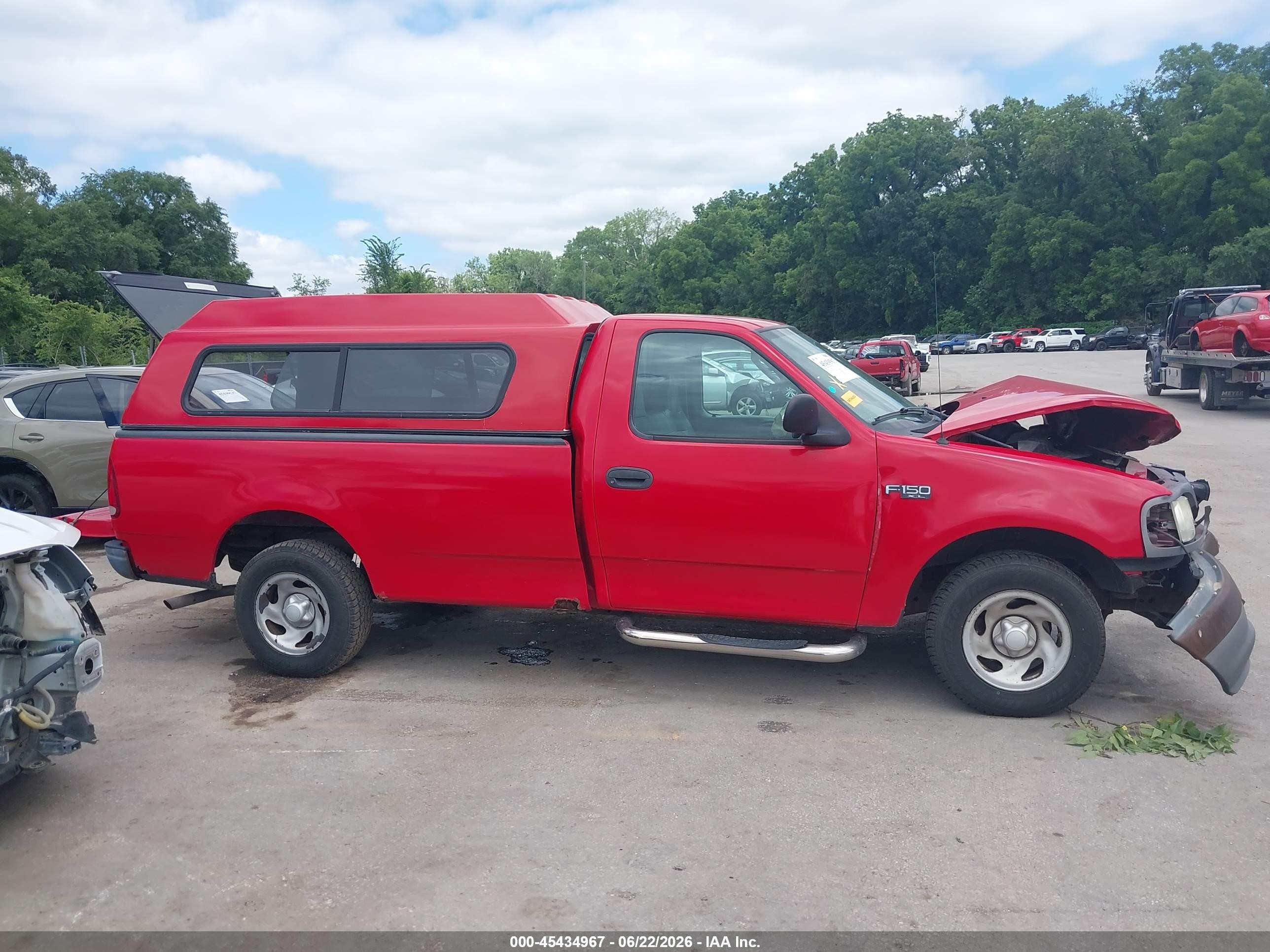 2003 Ford F-150 Xl/xlt Красный vin: 1FTRF17233NA84891