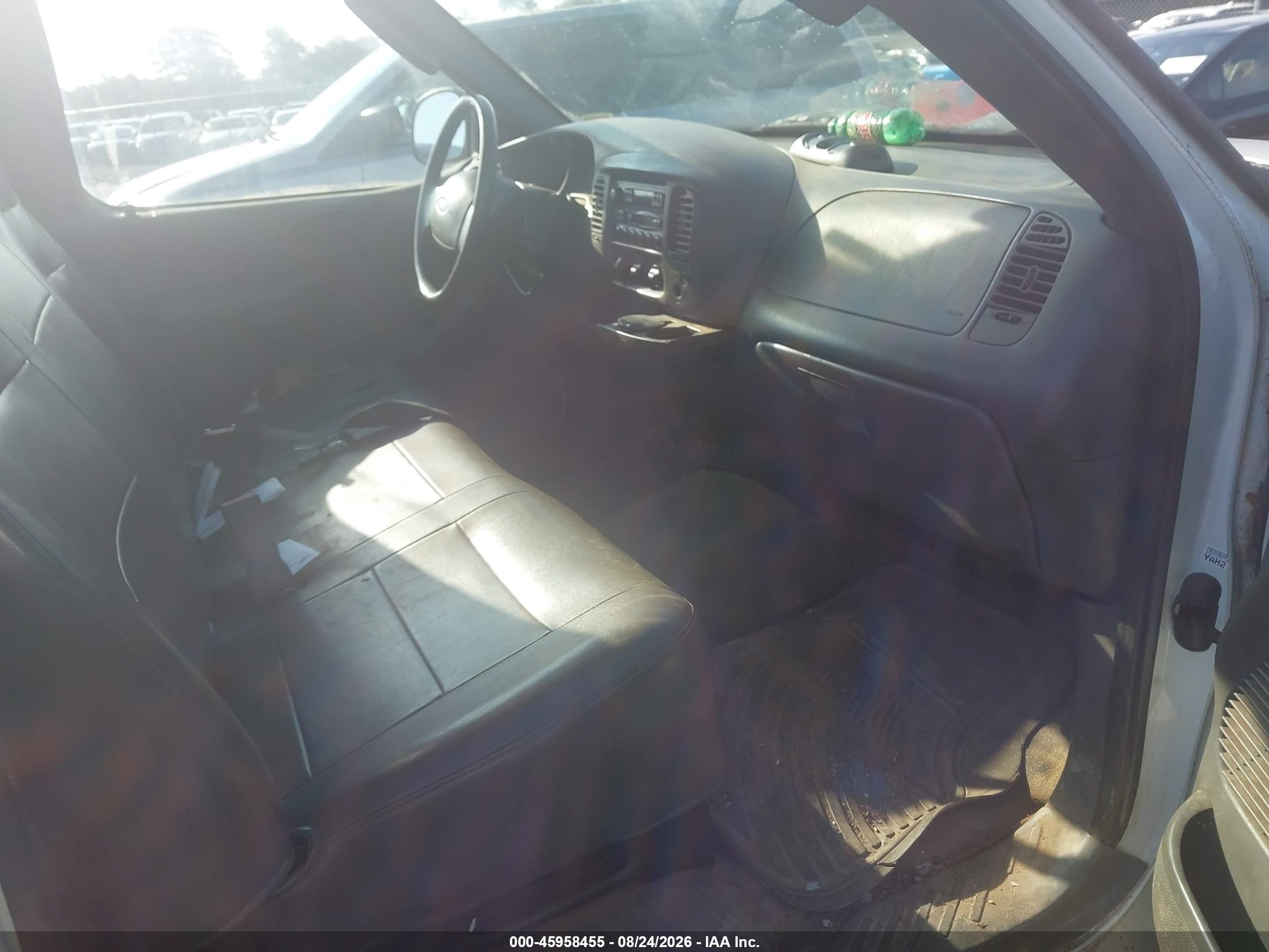 2003 Ford F-150 Xl/xlt White vin: 1FTRF17233NB27870