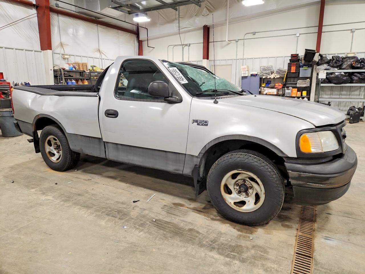 2003 Ford F150 Silver vin: 1FTRF17243NA19435