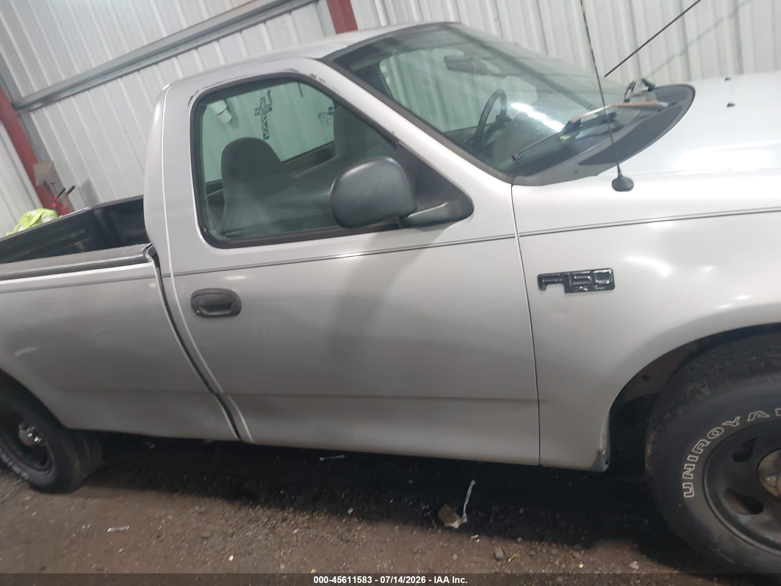 2003 Ford F-150 Xl/xlt Серый vin: 1FTRF17243NB48579